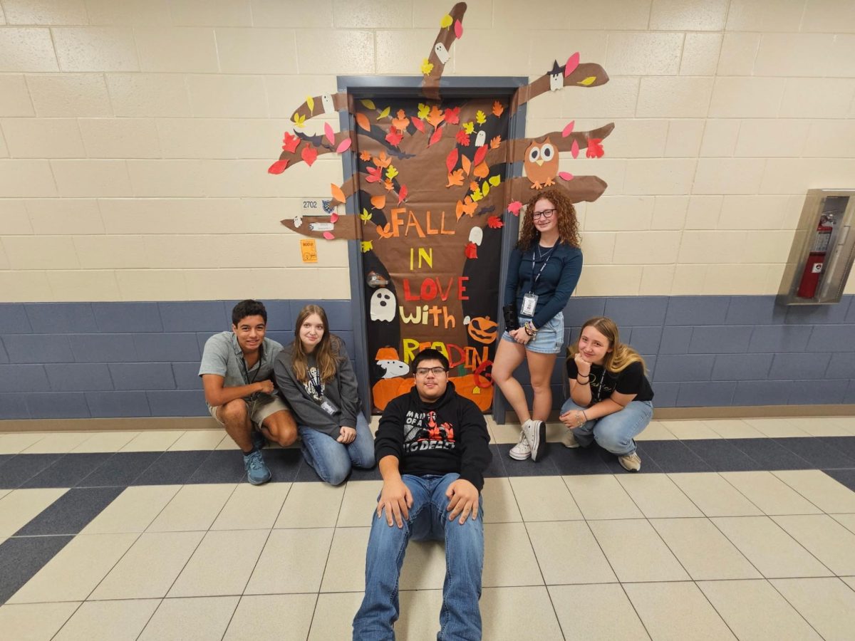 From left to right: Viktor Karl, Kellan Graves, Gianni Marin, Ashlyn Houston, and Laila Burch